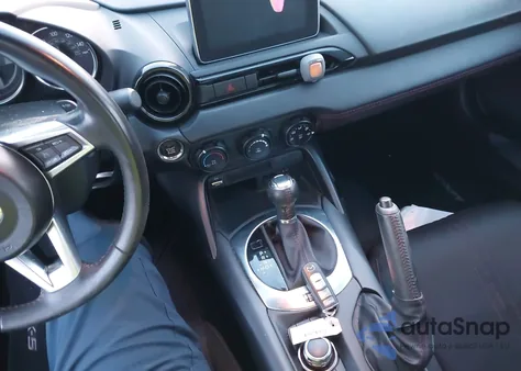 2017 Mazda Mx-5 Miata Rf Club z USA, uszkodzony, nr VIN JM1NDAL78H0100500